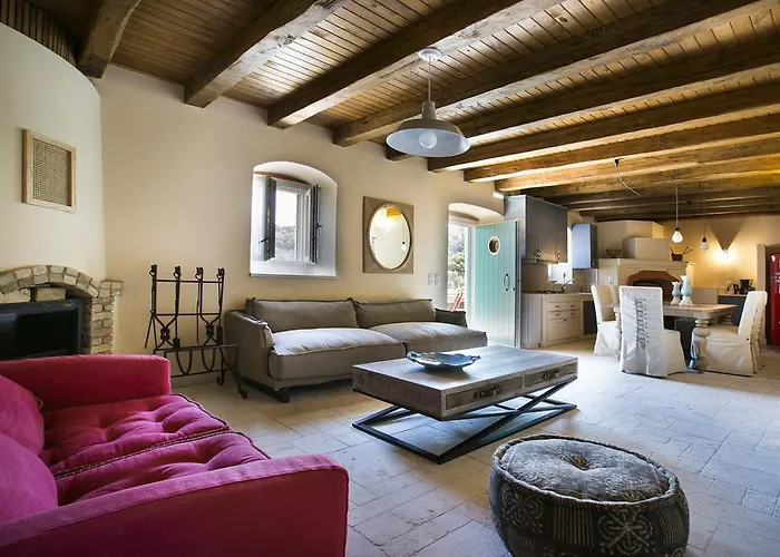 Iconic - Rosa Villa Agia Efimia